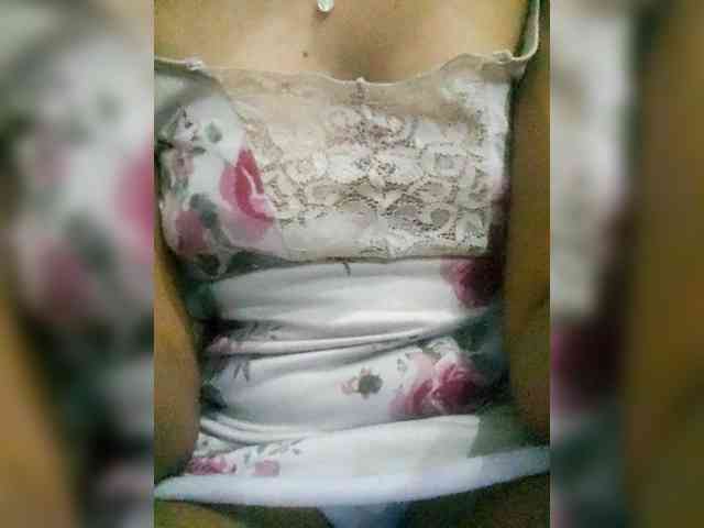 Georgina-Cross webcam