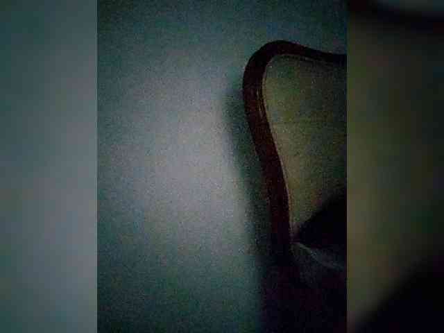 Georgina-Cross webcam