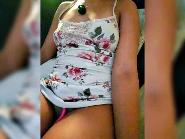 Georgina-Cross webcam