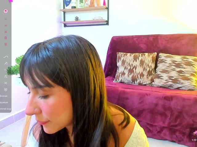 Georgina-Cross webcam