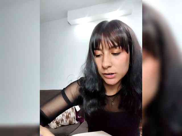 Georgina-Cross Georgina-Cross