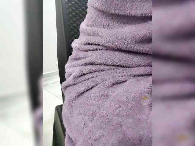 Georgina-Cross webcam