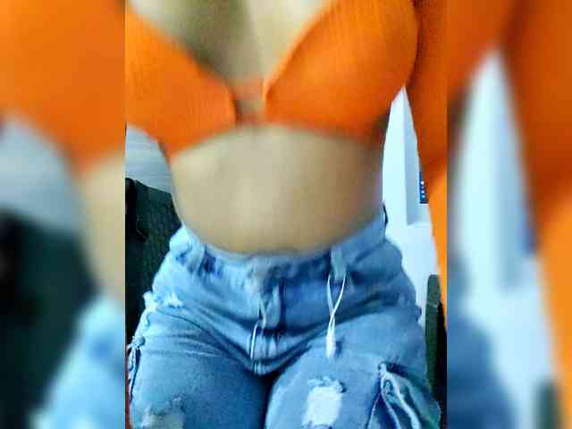 Georgina-Cross webcam