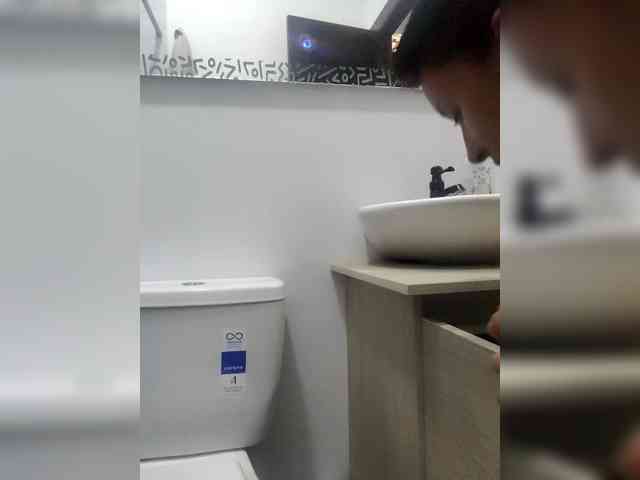 Georgina-Cross webcam