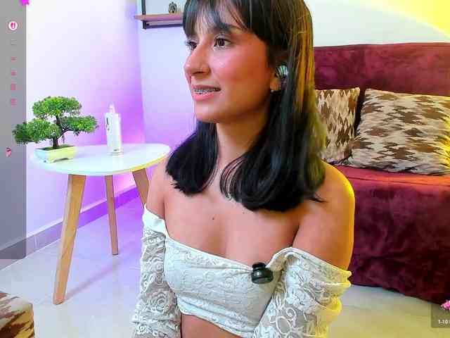 Georgina-Cross webcam