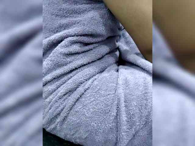 Georgina-Cross webcam