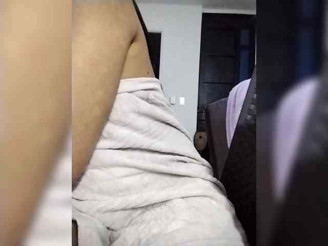 Georgina-Cross webcam