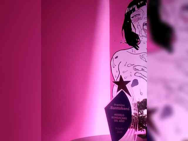 Georgina-Cross webcam