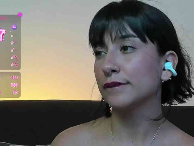 Georgina-Cross webcam