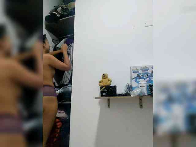 Georgina-Cross webcam