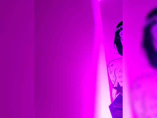 Georgina-Cross webcam