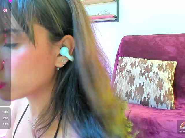 Georgina-Cross webcam