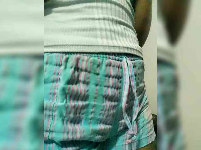 Georgina-Cross webcam