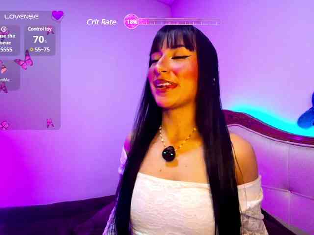 Georgina-Cross webcam