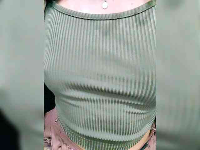 Georgina-Cross webcam