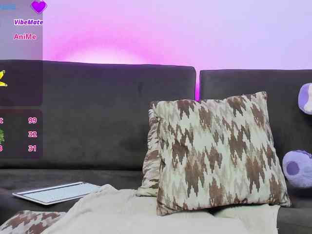 Georgina-Cross webcam