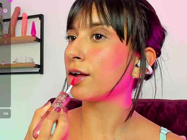 Georgina-Cross Georgina-Cross