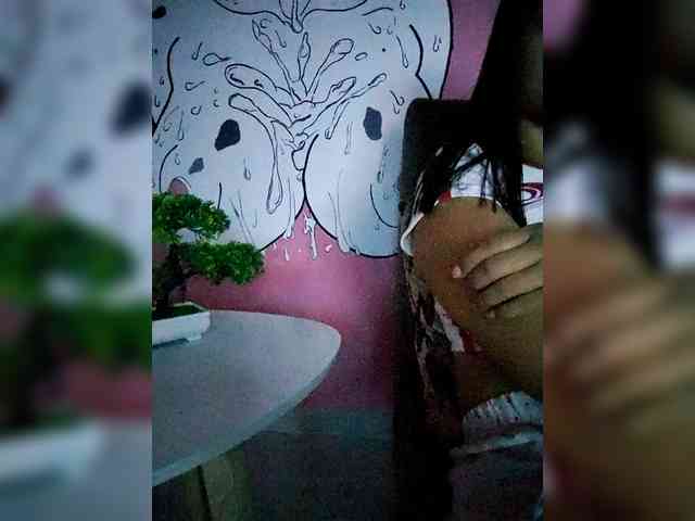 Georgina-Cross webcam