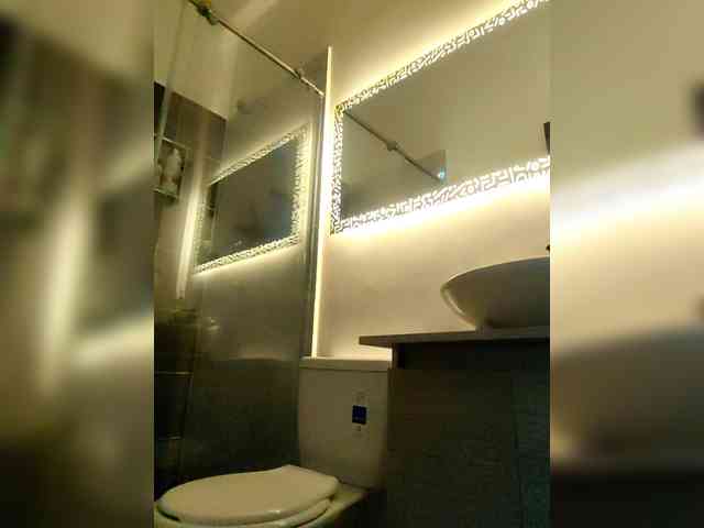 Georgina-Cross webcam