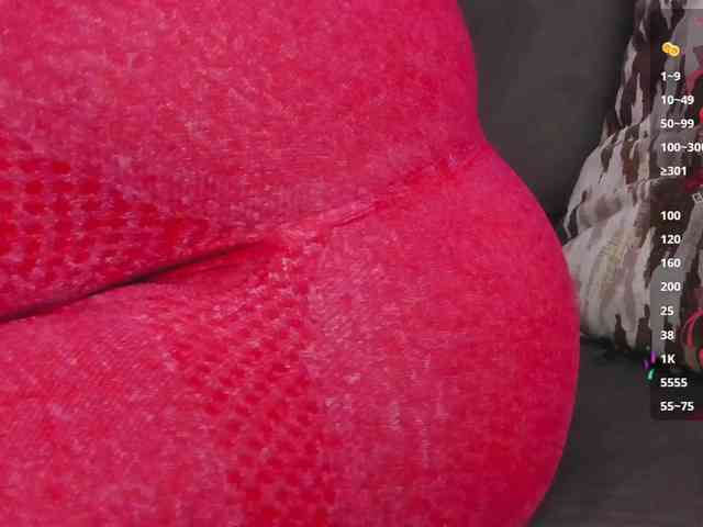 Georgina-Cross webcam