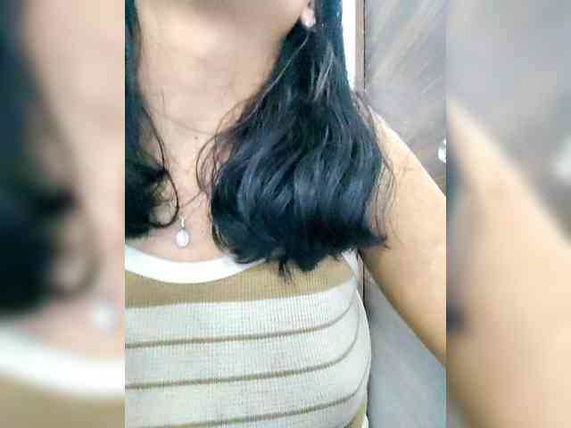 Georgina-Cross webcam