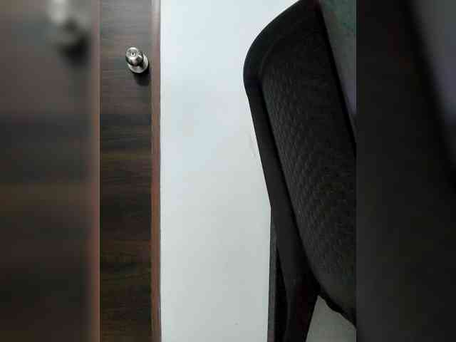 Georgina-Cross webcam