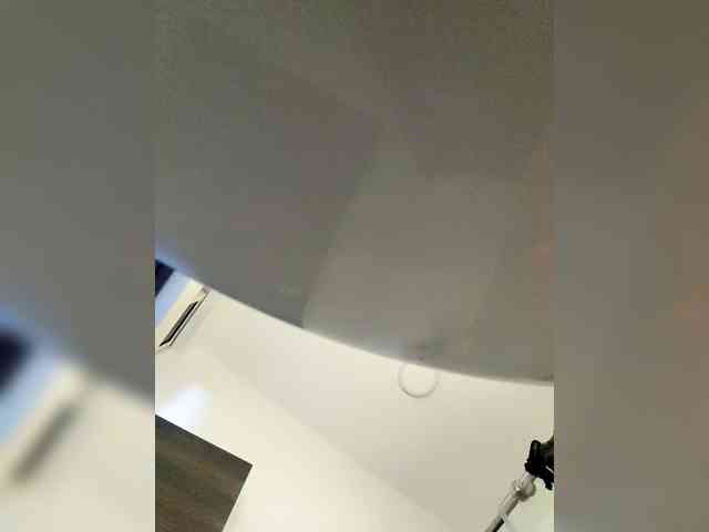 Georgina-Cross webcam