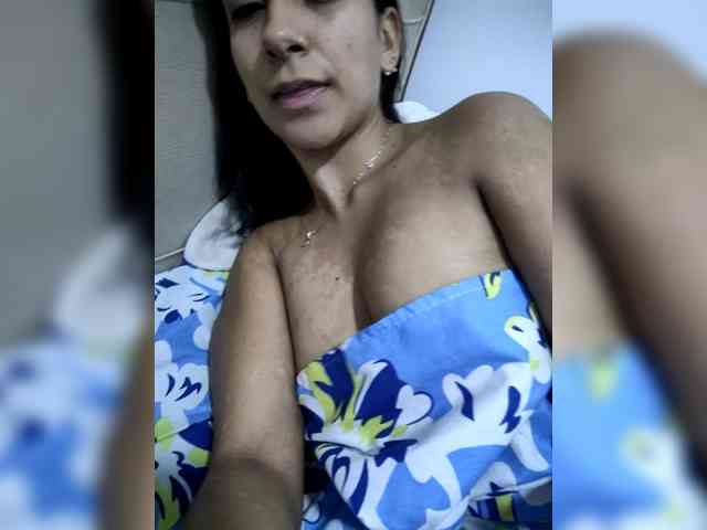 Georgina-Cross Georgina-Cross