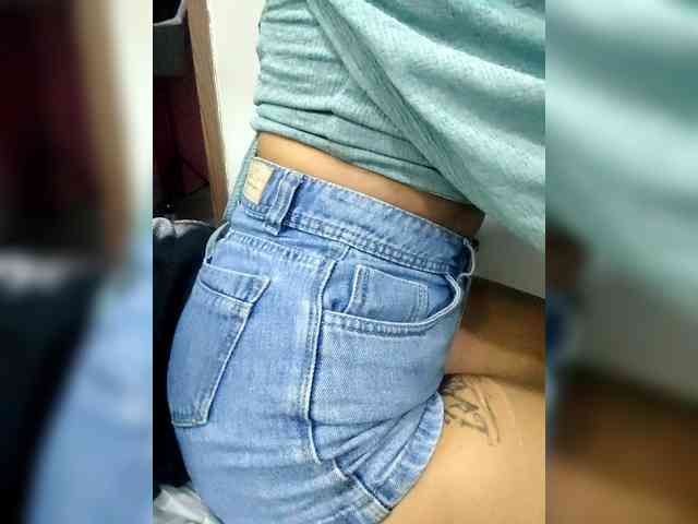 Georgina-Cross webcam