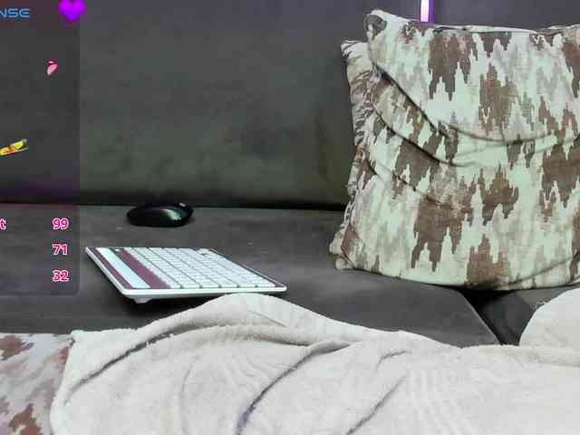 Georgina-Cross webcam