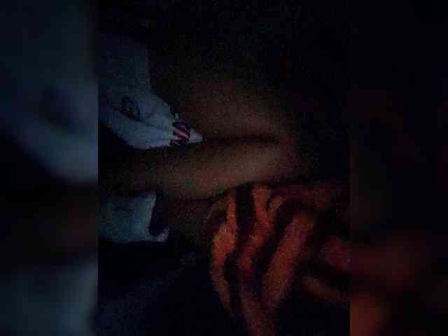 Georgina-Cross webcam