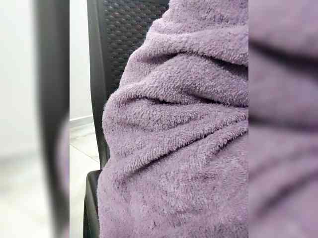 Georgina-Cross webcam