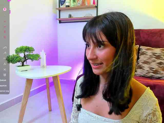 Georgina-Cross webcam