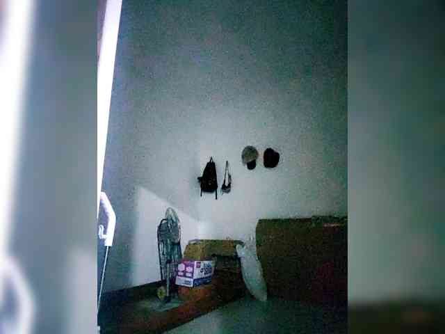 Georgina-Cross webcam