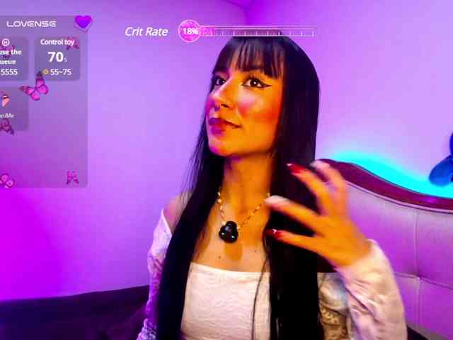 Georgina-Cross webcam