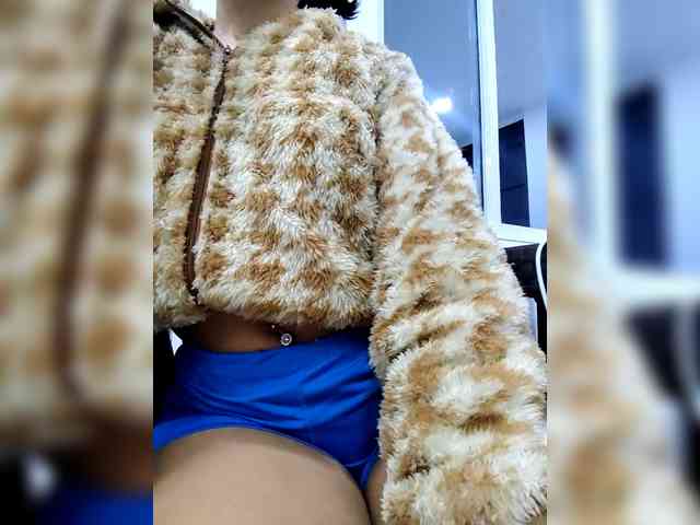 Georgina-Cross webcam