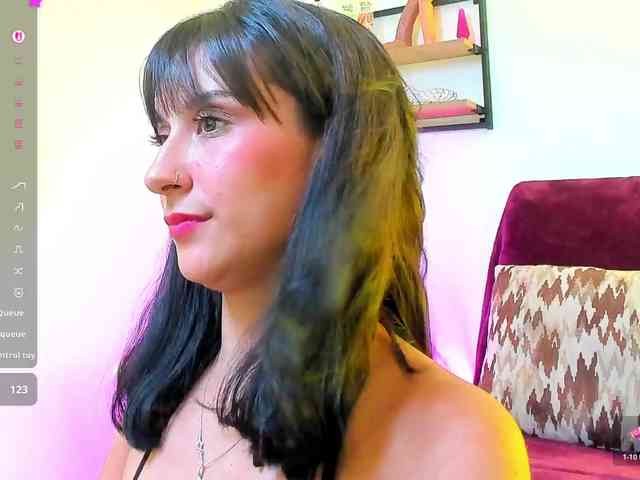 Georgina-Cross webcam