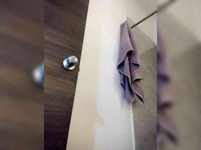 Georgina-Cross webcam