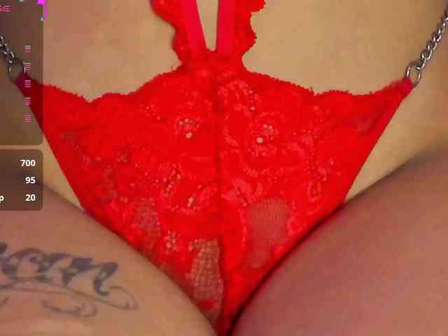 Georgina-Cross webcam