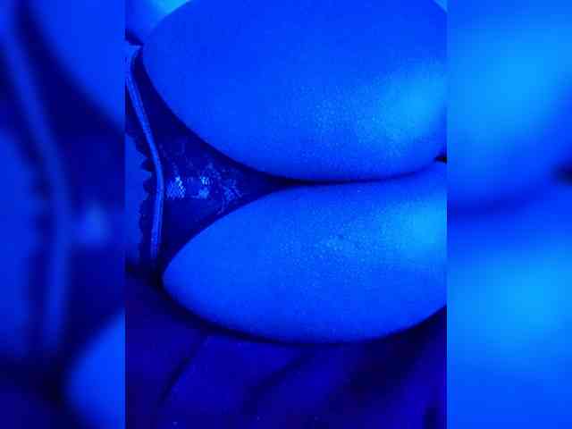 Georgina-Cross webcam