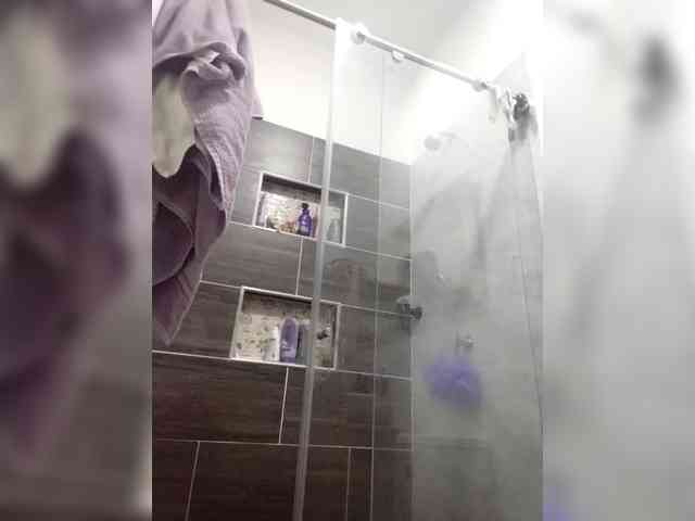 Georgina-Cross webcam