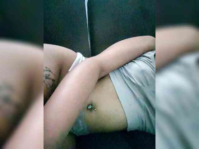 Georgina-Cross webcam