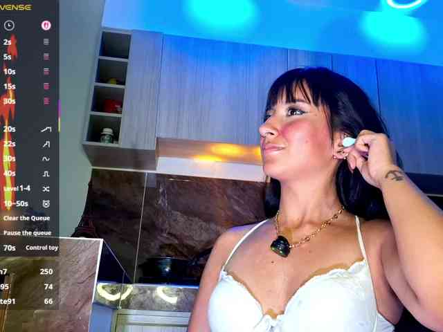 Georgina-Cross webcam
