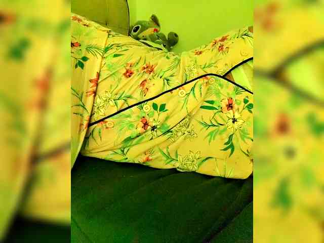 Georgina-Cross webcam