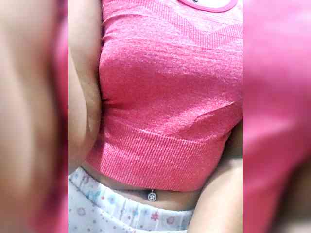 Georgina-Cross webcam