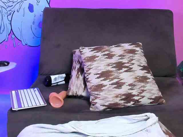 Georgina-Cross Georgina-Cross