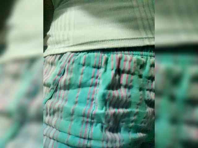 Georgina-Cross webcam