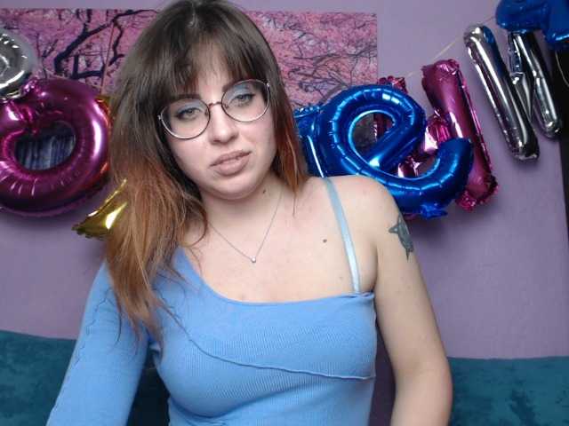 GirlFag's BongaCams show and profile