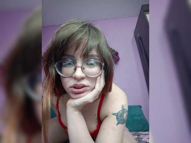 GirlFag's BongaCams show and profile