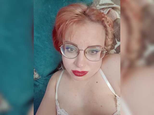 GirlFag's BongaCams show and profile